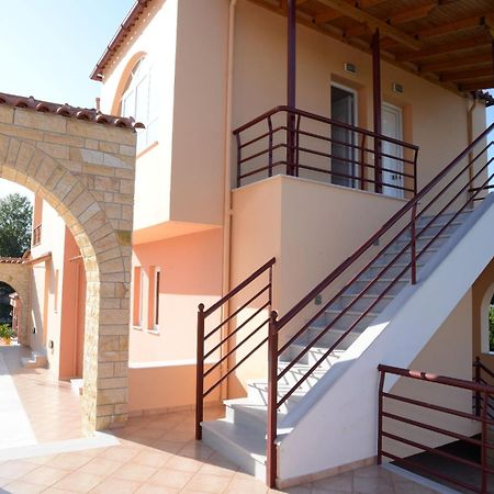 Maria'S Filoxenia Suites Drepano  Extérieur photo