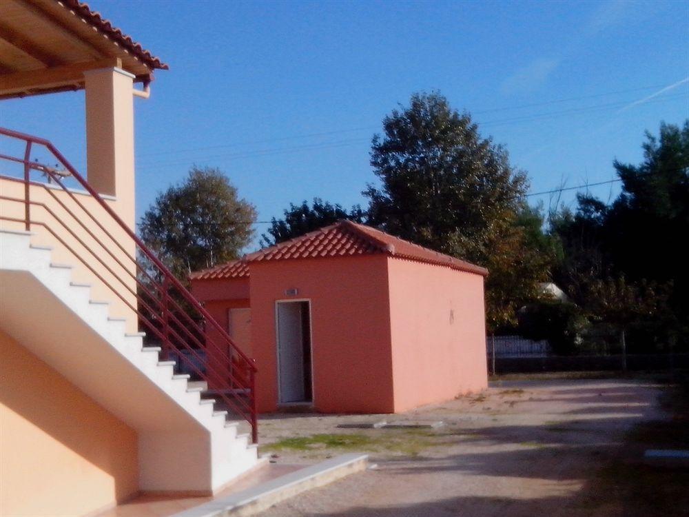 Maria'S Filoxenia Suites Drepano  Extérieur photo