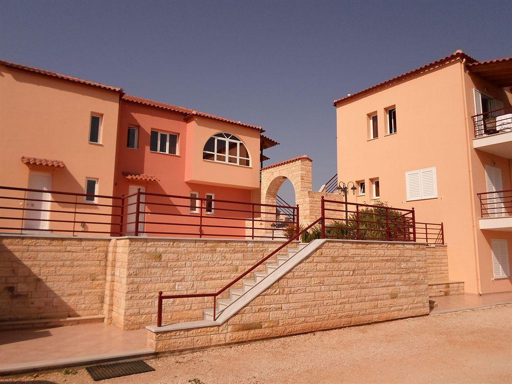 Maria'S Filoxenia Suites Drepano  Extérieur photo