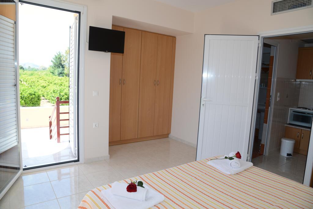 Maria'S Filoxenia Suites Drepano  Extérieur photo