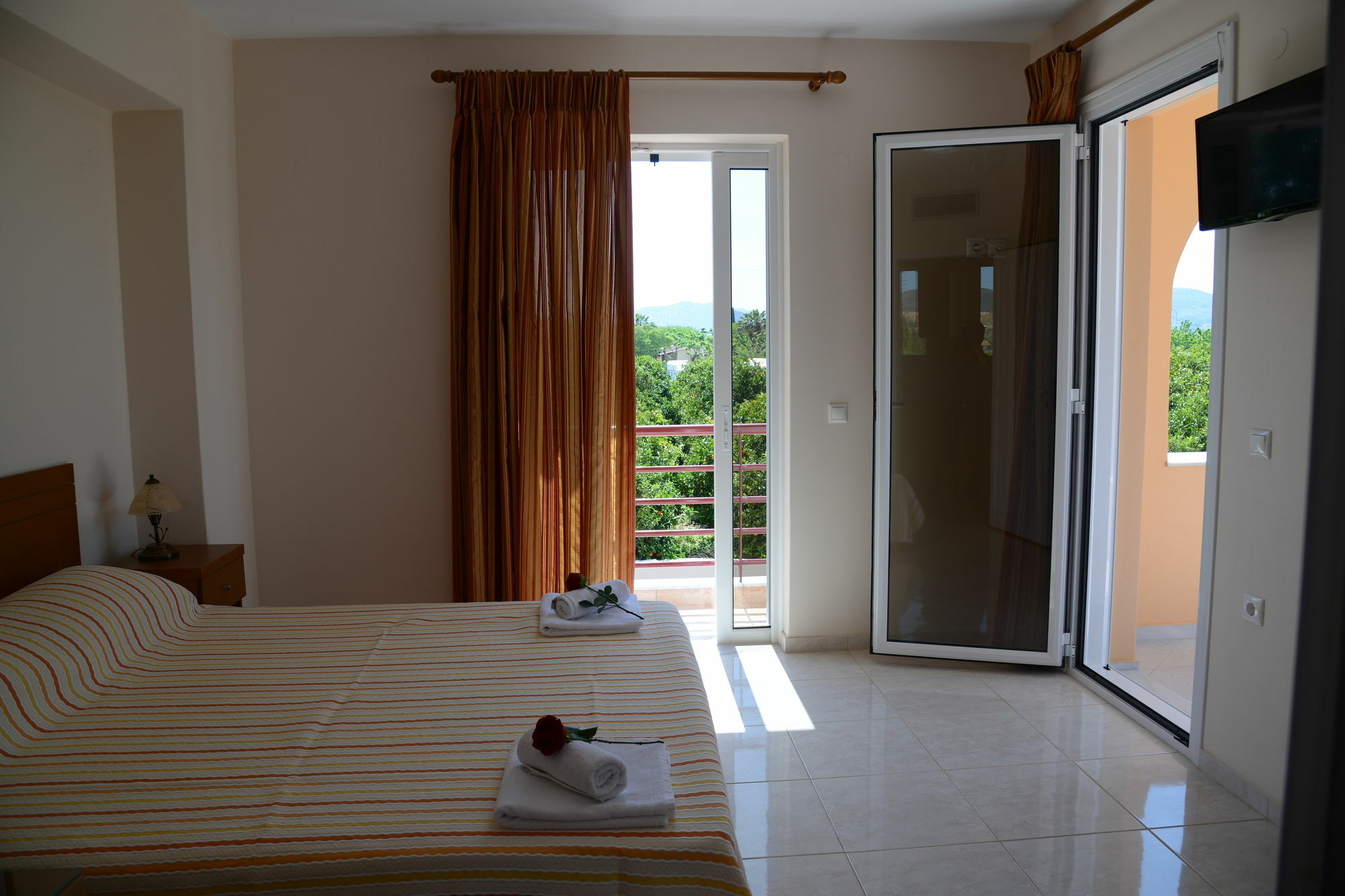 Maria'S Filoxenia Suites Drepano  Extérieur photo